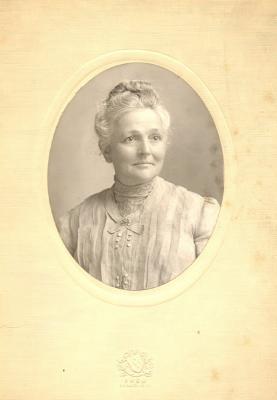 Portrait of an unidentified woman